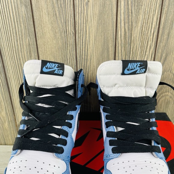 Nike Air Jordan 1 Retro High OG University Blue UNC 575441-134 Size 7Y/8.5W main image 16